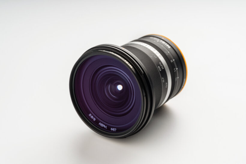 APS-C/マイクロフォーサーズ向け超広角単焦点レンズ 「9mm F2.8 ASPH」発売 クリエイターのためのフィルターメーカー NiSi